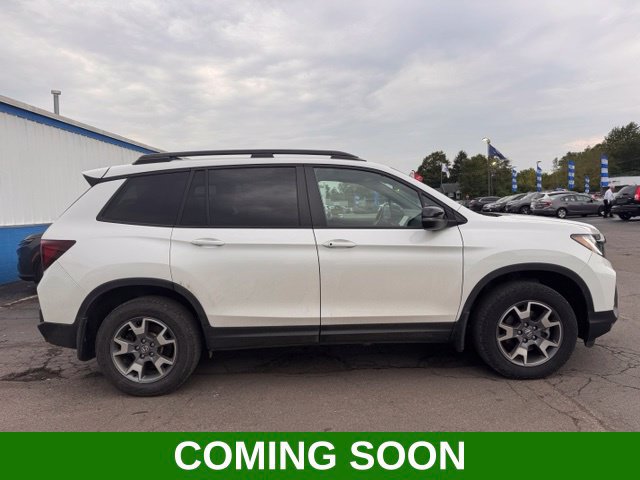 Used 2023 Honda Passport TrailSport image 1