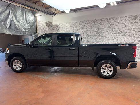 Used 2023 Chevrolet Silverado 1500 LT w/ Protection Package AWD/4WD image 4