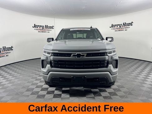 Used 2024 Chevrolet Silverado 1500 RST image 3