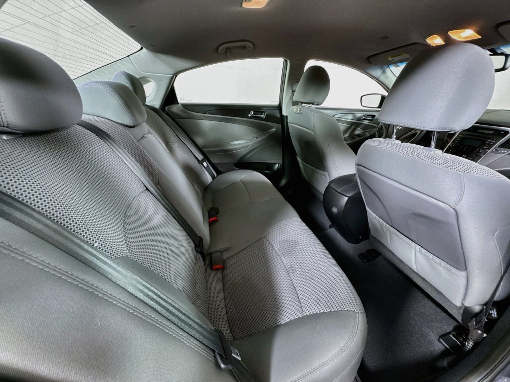 Used 2013 Hyundai Sonata GLS w/ Popular Equipment Pkg FWD image 24