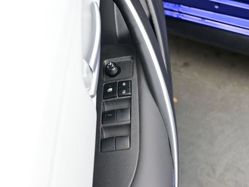 Used 2022 Toyota Corolla SE image 10