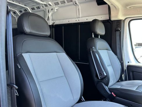 Used 2025 RAM ProMaster 3500 w/ Convenience Group FWD image 15