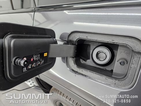 New 2025 Jeep Grand Cherokee Limited w/ Black Appearance Package image 31