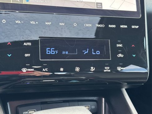 Used 2024 Hyundai Santa Cruz XRT image 30