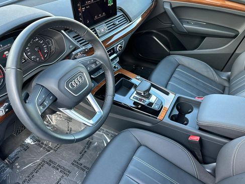 Certified 2023 Audi Q5 2.0T Premium w/ Convenience Package image 10