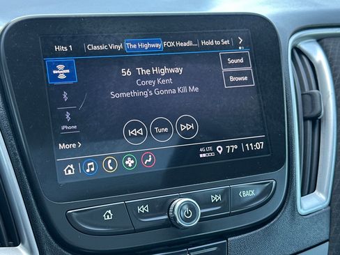 Used 2022 Chevrolet Malibu LT image 18