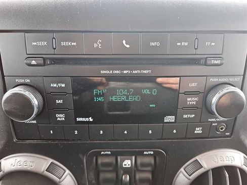 Used 2016 Jeep Wrangler Unlimited Sport image 30