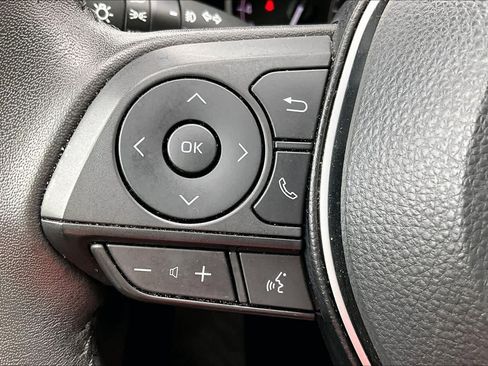 Used 2023 Toyota RAV4 XLE Premium FWD image 21