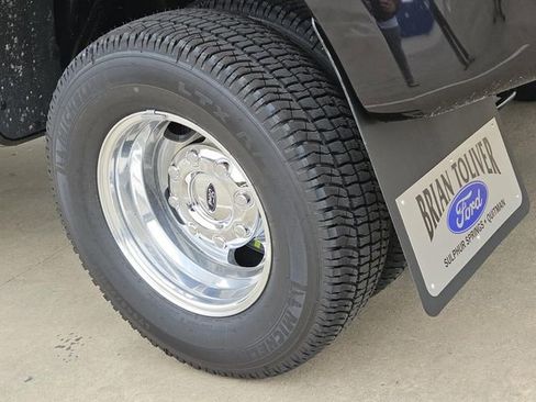 New 2026 Ford F350 Lariat AWD/4WD image 9