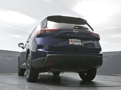Used 2024 Nissan Rogue SV AWD/4WD image 60