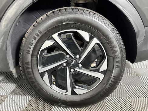Used 2023 Kia Sportage LX image 34