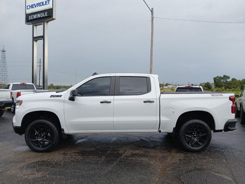 Used 2024 Chevrolet Silverado 1500 LT Trail Boss w/ Convenience Package II AWD/4WD image 5