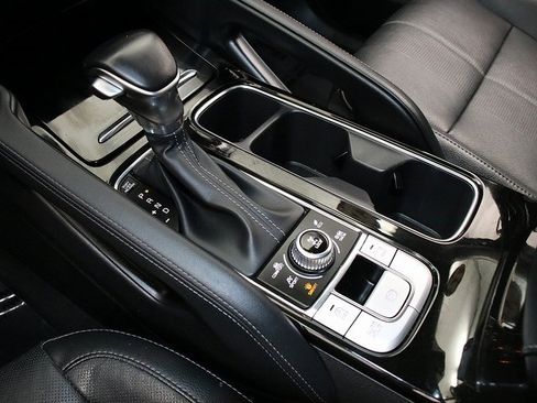 Used 2022 Kia Telluride EX w/ EX Premium Package image 20