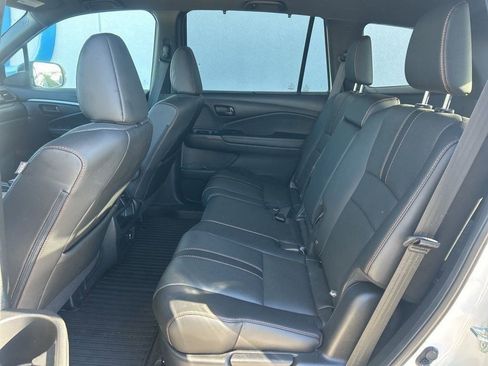 Used 2023 Honda Passport TrailSport image 9