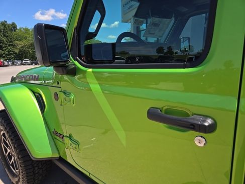 New 2025 Jeep Gladiator Rubicon w/ Safety Group image 34