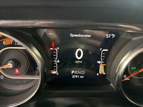 Used 2023 Jeep Wrangler Unlimited Sport AWD/4WD image 2