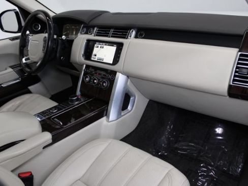 Used 2016 Land Rover Range Rover HSE AWD/4WD image 28