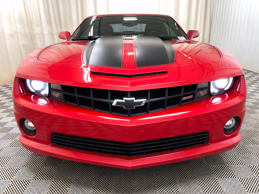 Used 2010 Chevrolet Camaro SS RWD image 17