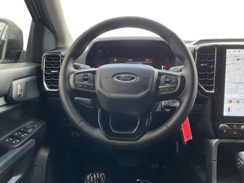 Used 2024 Ford Ranger XLT image 12