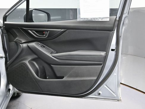 Used 2017 Subaru Impreza 2.0i Premium image 34