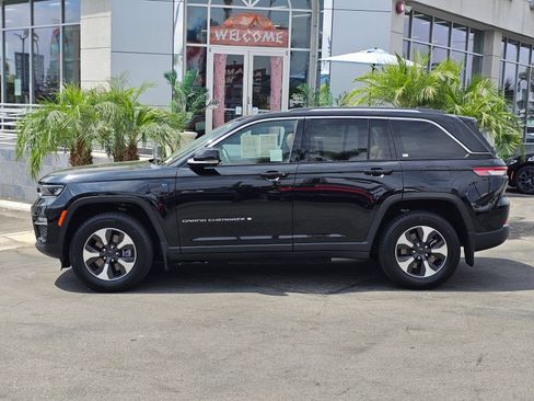 Used 2023 Jeep Grand Cherokee 4WD 4xe w/ Luxury Tech Group II image 5