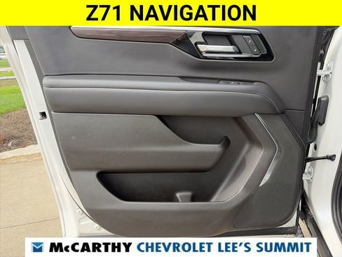 Certified 2025 Chevrolet Suburban Z71 AWD/4WD image 45