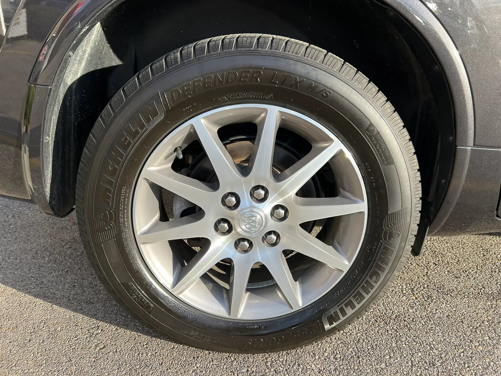Used 2016 Buick Enclave Convenience w/ Trailering Package FWD image 11