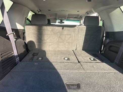 Used 2016 Chevrolet Tahoe LS image 18