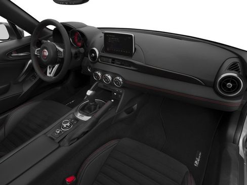 Used 2017 FIAT 124 Spider Abarth image 18