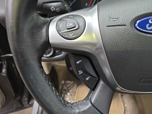 Used 2014 Ford Escape Titanium FWD image 17