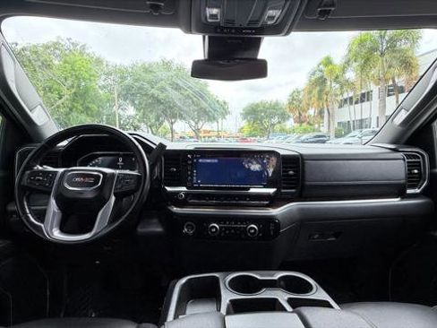 Used 2024 GMC Sierra 1500 SLT AWD/4WD image 26