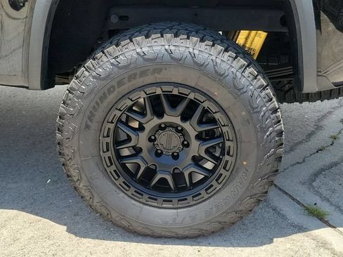 Used 2022 Chevrolet Colorado ZR2 AWD/4WD image 13