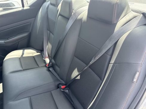 Used 2021 Nissan Altima 2.5 SR FWD image 14