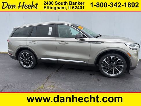 Used 2023 Lincoln Aviator Reserve w/ Equipment Group 201A AWD/4WD image 1