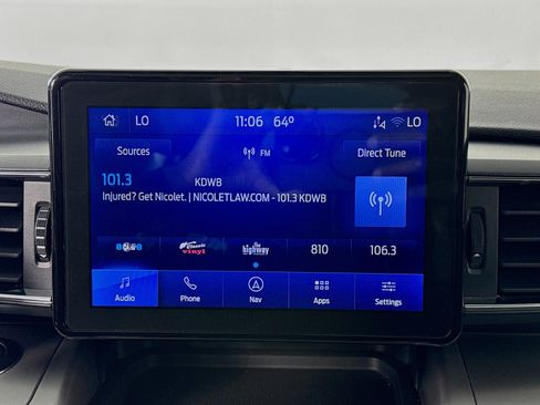 Used 2022 Ford Explorer XLT w/ Equipment Group 202A AWD/4WD image 15