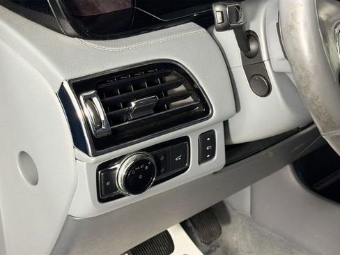 Used 2018 Lincoln Navigator Reserve w/ Technology Package image 10