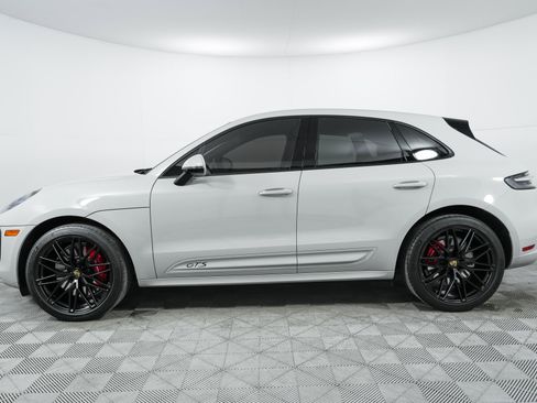 Used 2022 Porsche Macan GTS image 4