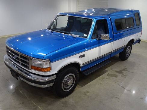 Used 1994 Ford F250 2WD Regular Cab image 2