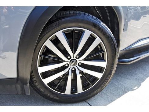 Used 2023 Nissan Pathfinder Platinum w/ Cargo Package image 31