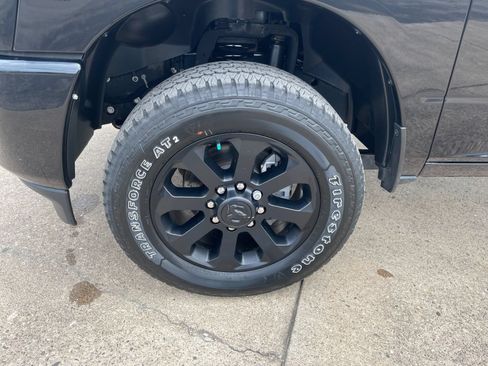New 2026 RAM 2500 Big Horn AWD/4WD image 31