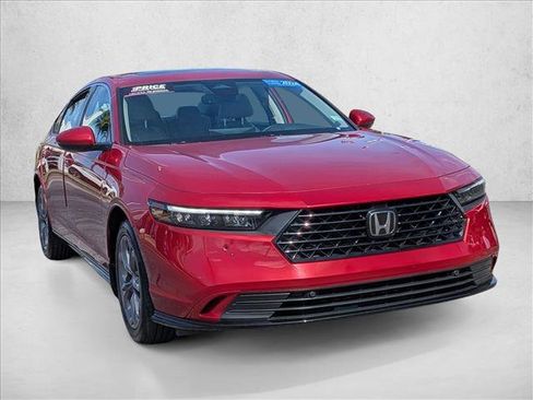 Certified 2024 Honda Accord EX-L image 3