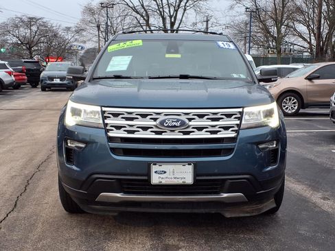 Certified 2019 Ford Explorer XLT w/ Equipment Group 202A image 9