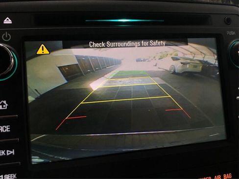 Used 2013 Buick Enclave Leather image 24