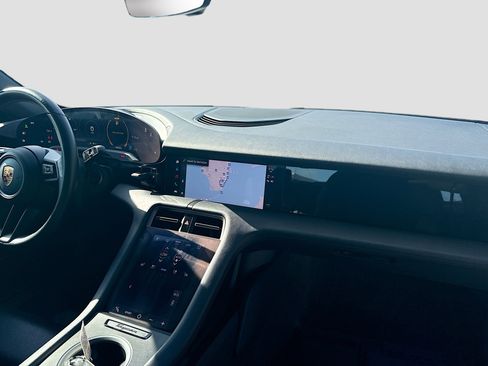 Used 2023 Porsche Taycan w/ Premium Package image 33