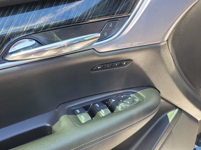 Used 2020 Cadillac XT6 Premium Luxury AWD/4WD image 20