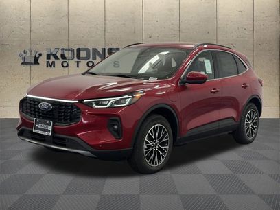 New 2025 Ford Escape SE w/ PHEV Premium Package