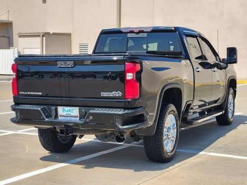 Used 2020 Chevrolet Silverado 3500 High Country w/ Technology Package AWD/4WD image 5