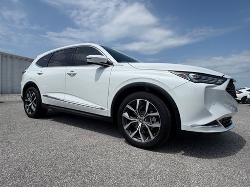 Used 2022 Acura MDX SH-AWD w/ Technology Package image 5