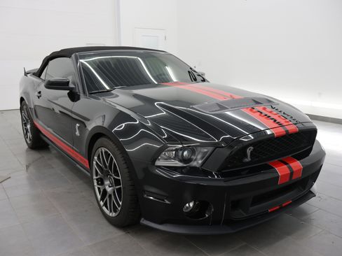 Used 2011 Ford Mustang Shelby GT500 w/ SVT Performance Pkg RWD image 57