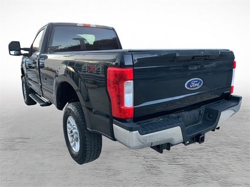 Used 2017 Ford F250 XL w/ STX Appearance Package image 4